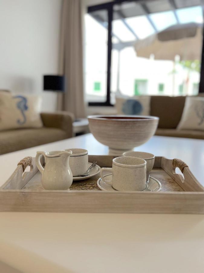 Casahost Bastian Boutique I Seaview Apartment Costa Teguise Exterior photo